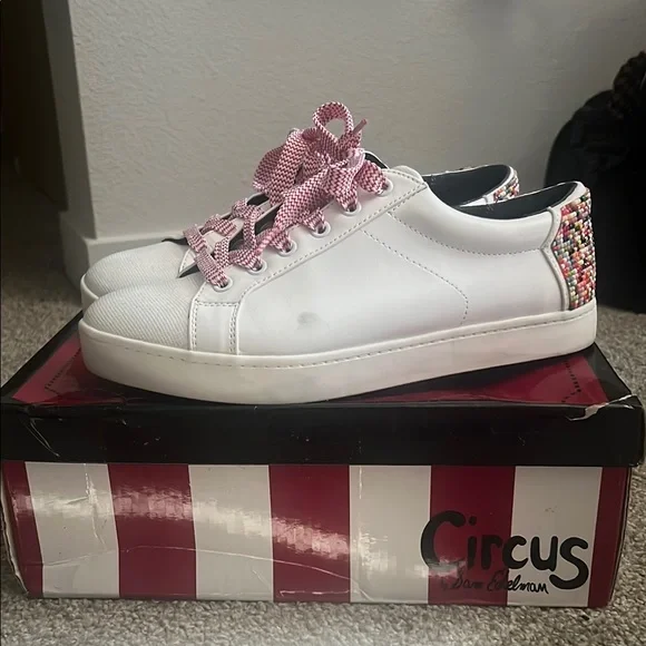 Circus by Sam Edelman White and Red Sneakers with Glitter Accents - Picture 5 of 6